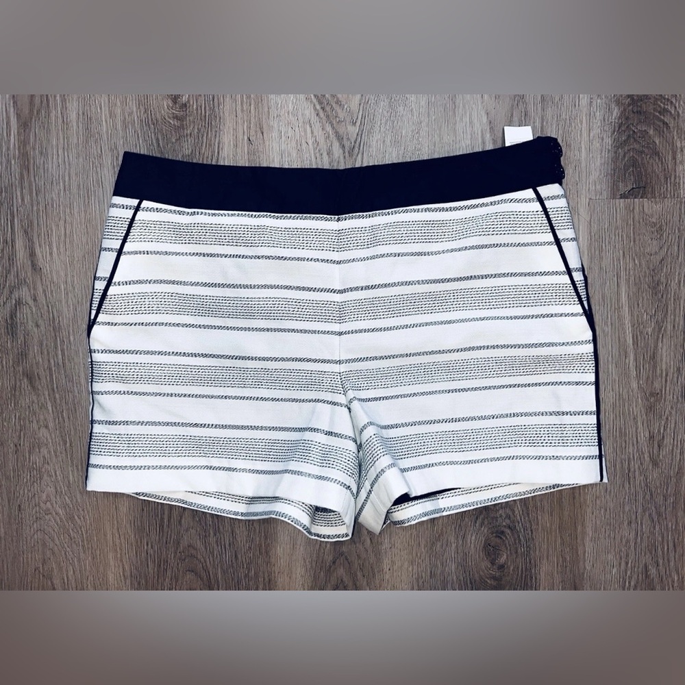 Ann Taylor Loft Women’s Tweed Short Black & White Striped Size 14 New